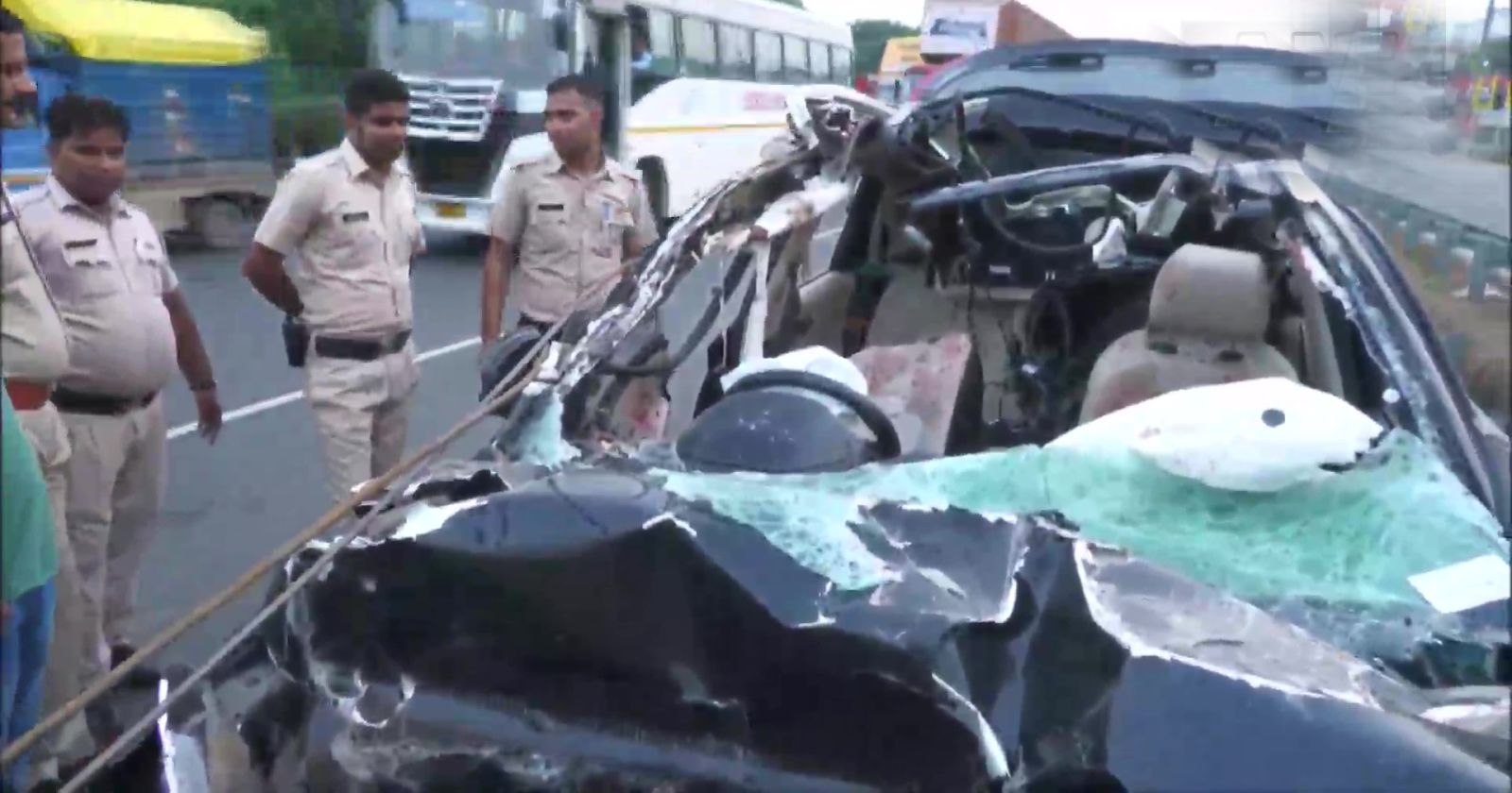 Gurugram Car Trala Accident