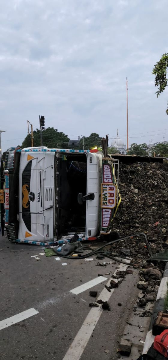 Truck Overturns On Road In Chandigarh