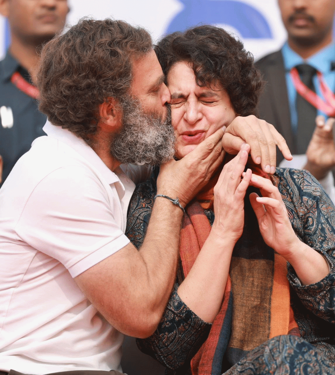 Rahul Gandhi Love With Sister Priyanka Gandhi Video Viral