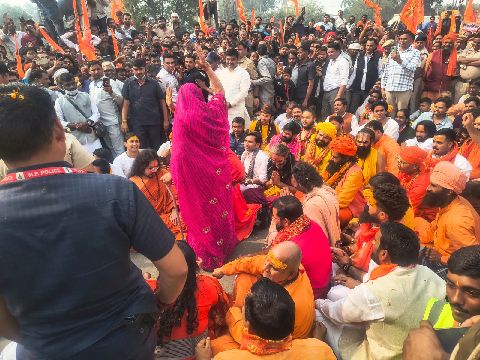 This is the time… the right time…, wake up, unite