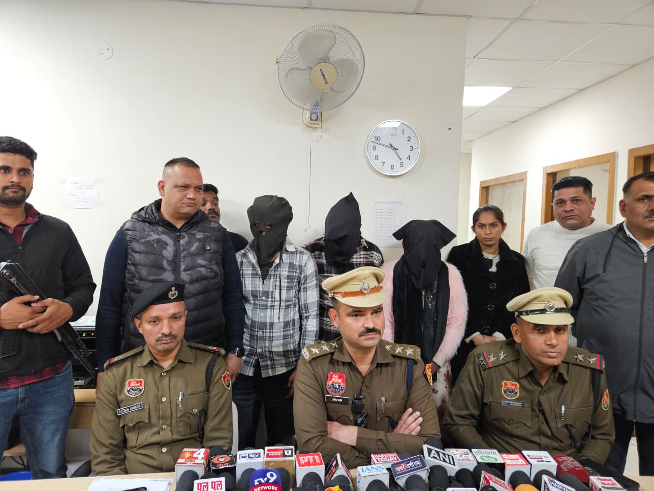 Caution! You are being targeted by highway robbers.