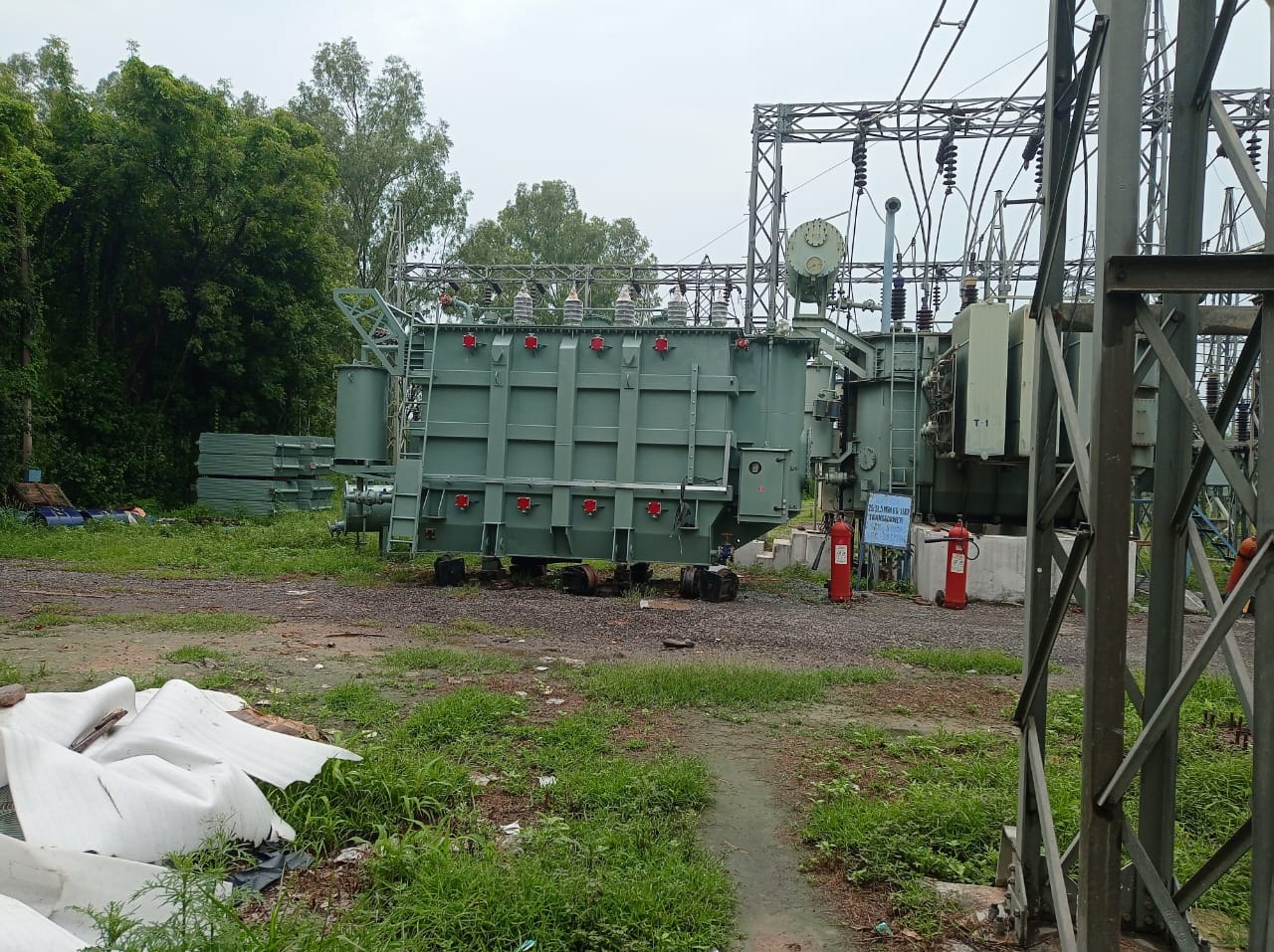 Angry with the poor condition of electricity