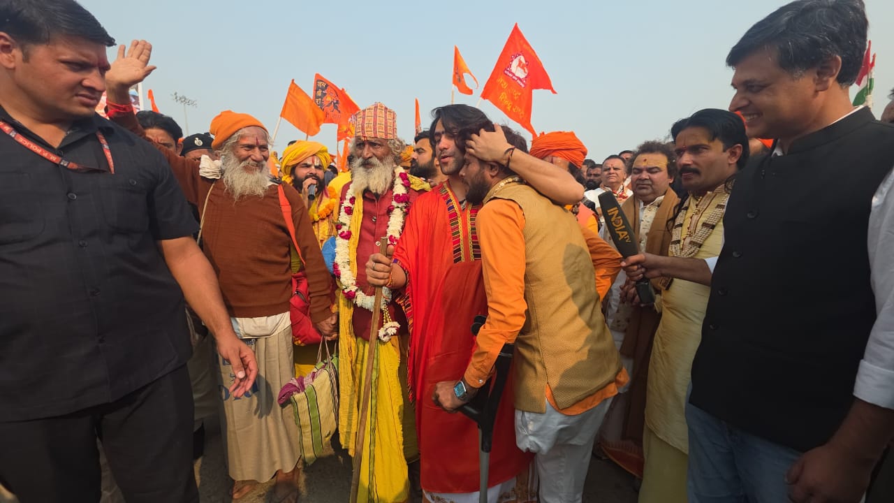 This is the time… the right time…, wake up, unite