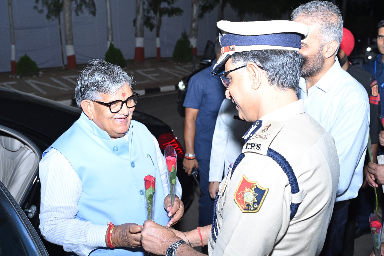 UT Police organises 'Bada Khana'