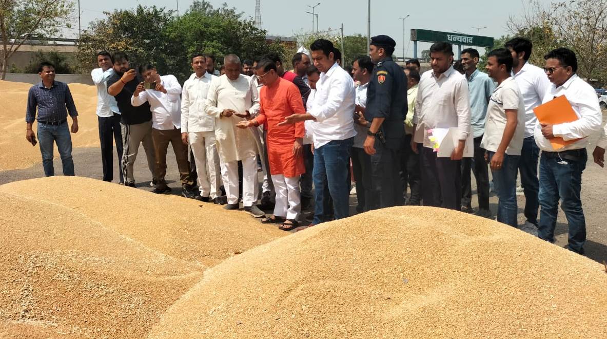 Farmers' Produce should be Lifted and Paid