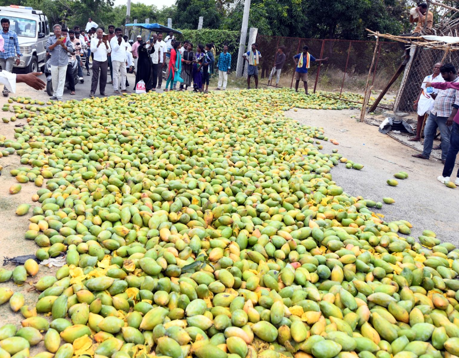 Former Chief Minister's visit got huge support from farmers