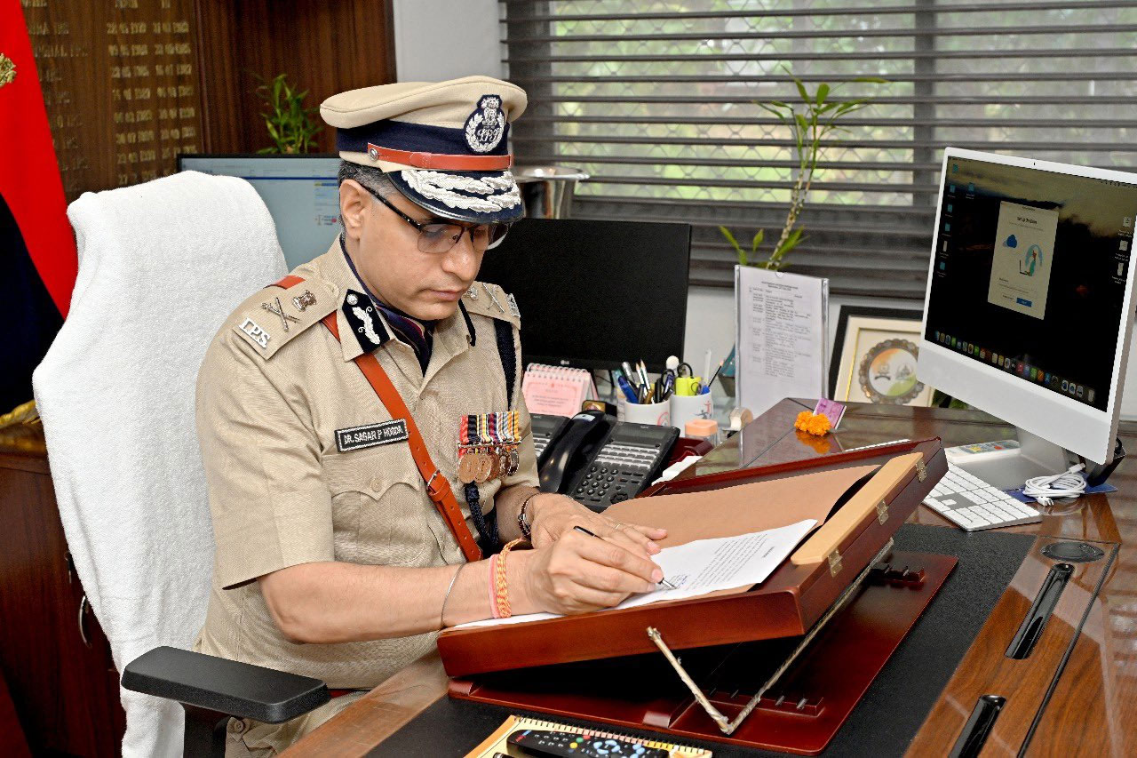 Chandigarh New DGP Sagar Preet Hooda Takes Charge