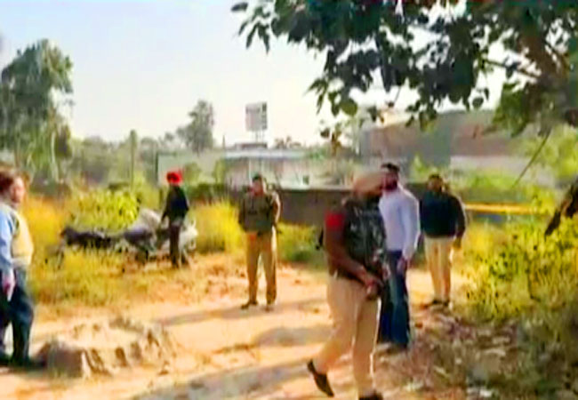 Dera Bassi Encounter Lawrence Bishnoi Gang Crime News