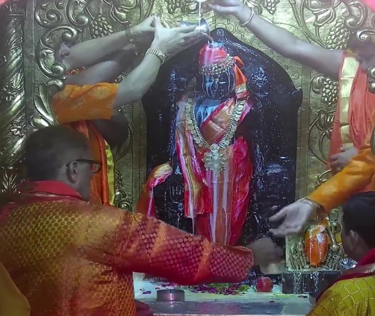 Shree Dwarkadhish Sringara on Krishna Janmashtami