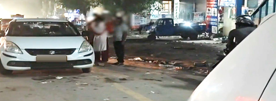 Gurugram Open Sex Racket Girls Look For Customers on The Roads