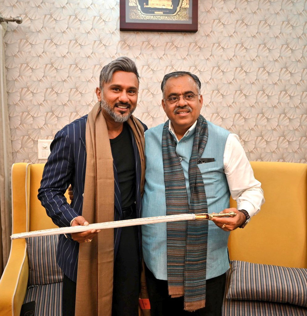 Honey Singh met Tarun Chugh