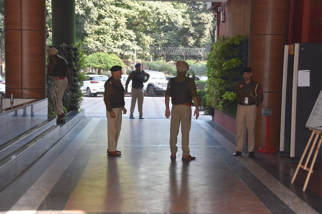 Chandigarh Police RBI Mock Drill Search Operation After Delhi Blast