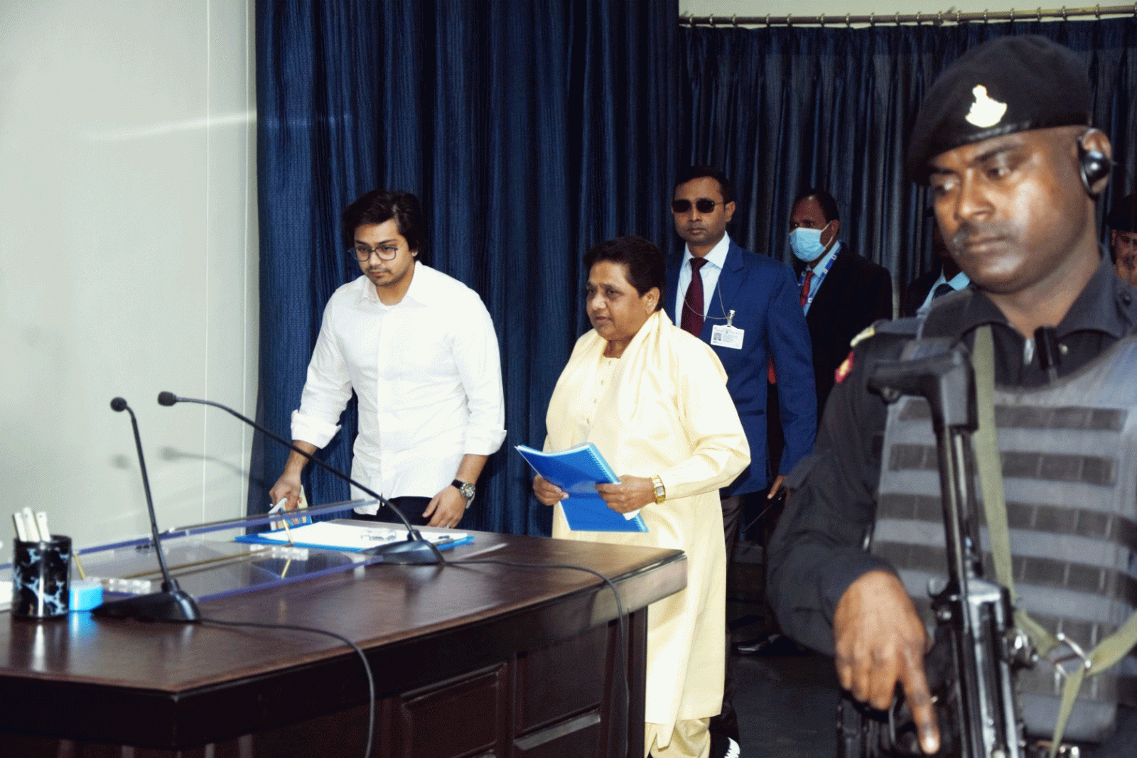 Mayawati Announces Her Successor Akash Anand Latest News Update