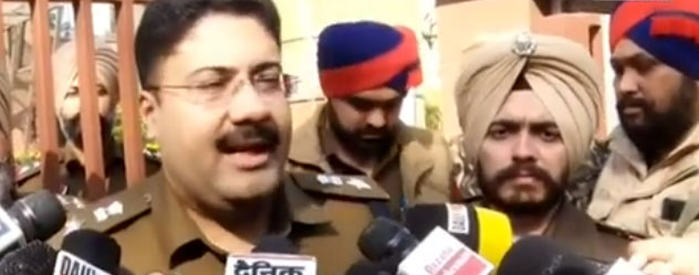 Mohali Schools Bomb Threat Police Teams Bomb Squad Search Operation