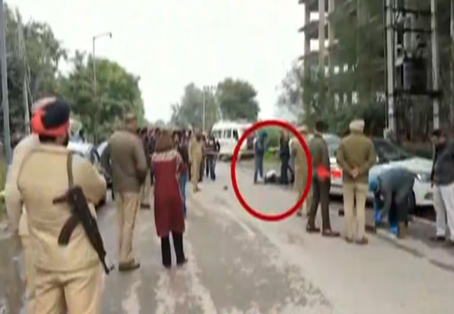 Mohali Youth Murder Near SSP Office Crime Breaking News