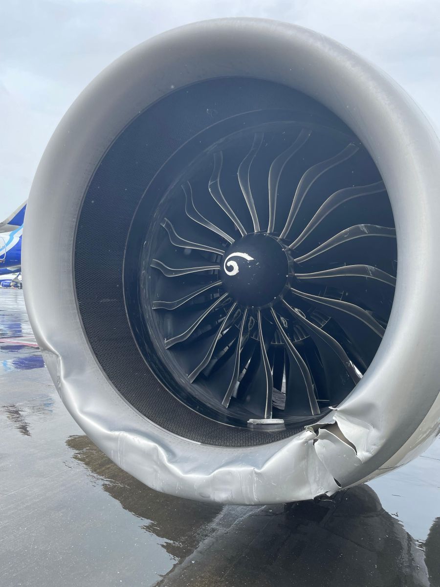 Mumbai Airport Plane Sliped At Runway During Landing From Kochi