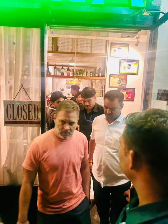 Rahul Gandhi Gurugram Pizza Restaurant Visit News Viral