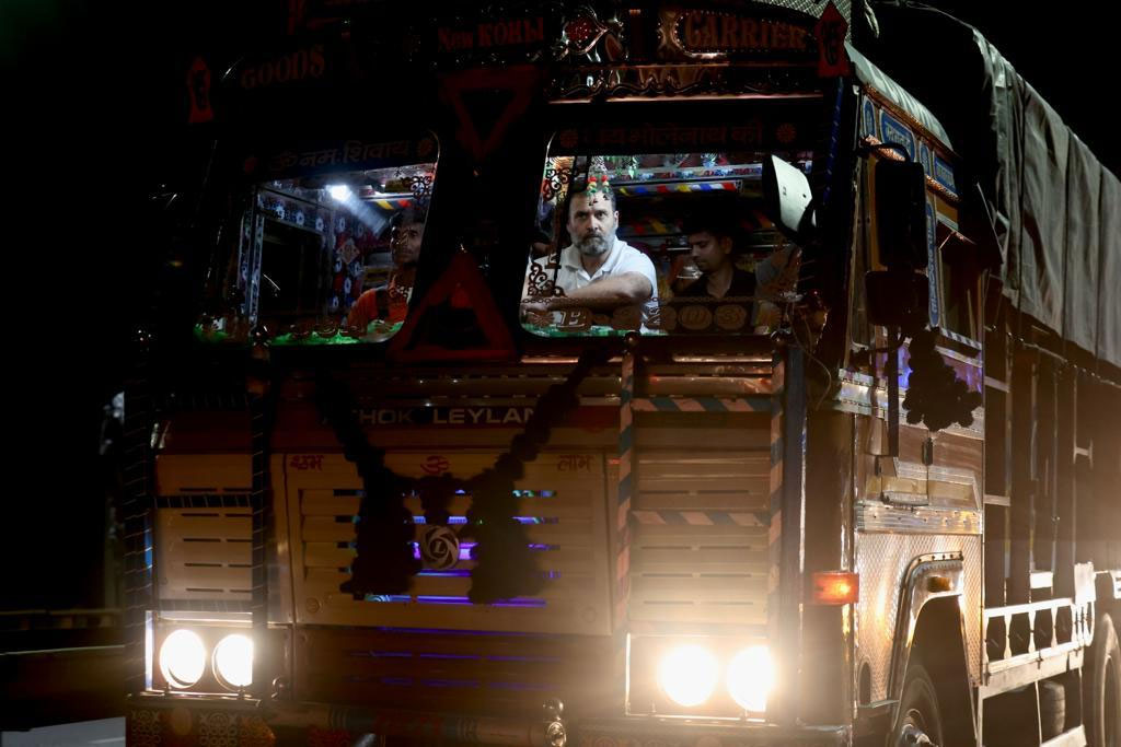 Rahul Gandhi Traveled By Truck Till Chandigarh 