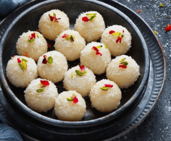  नारियल के लड्डू
