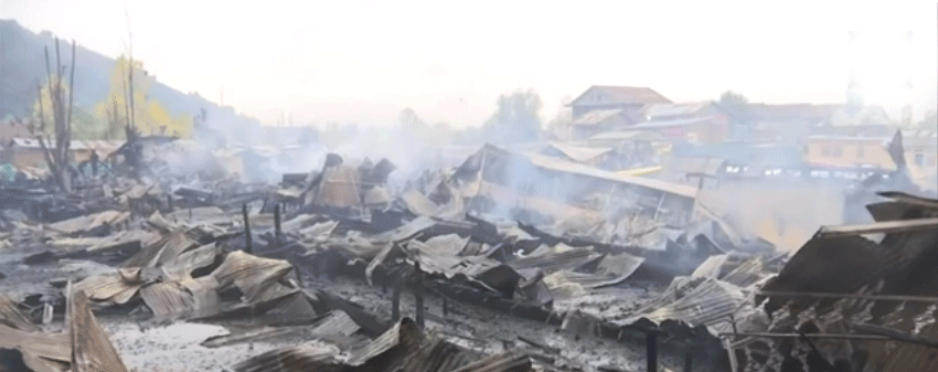 Srinagar Dal Lake Houseboats Fire Latest Update