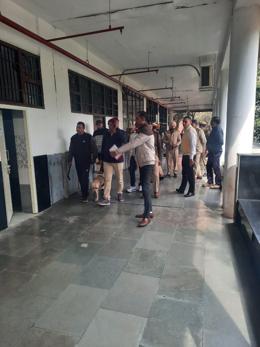 Panchkula Court Bomb Threat Crime Breaking News