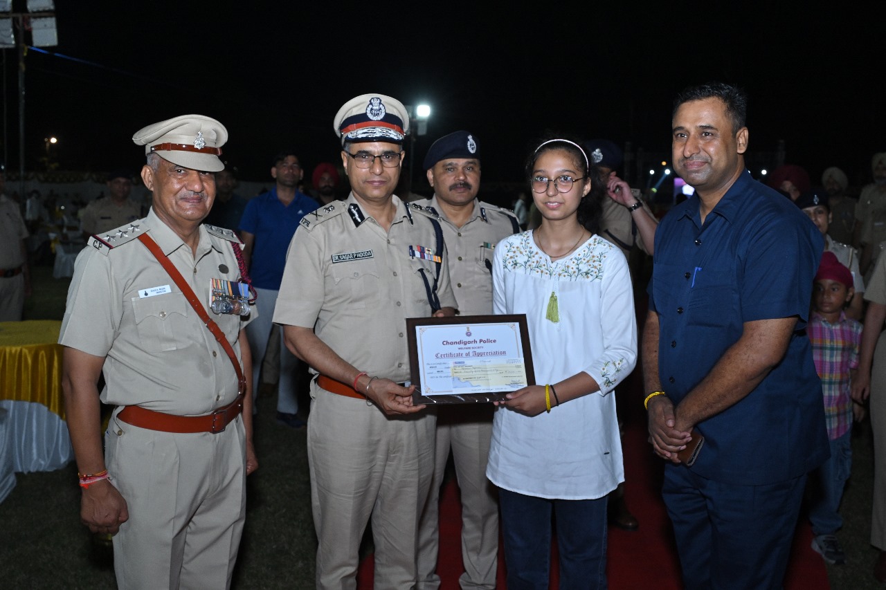 UT Police organises 'Bada Khana'