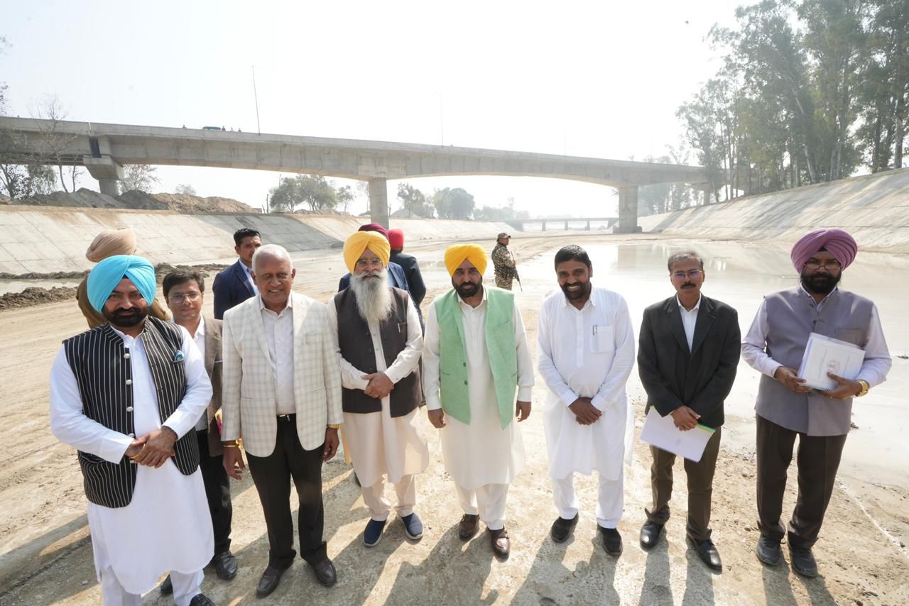 Chief Minister Bhagwant Singh Mann gave a big gift to the farmers