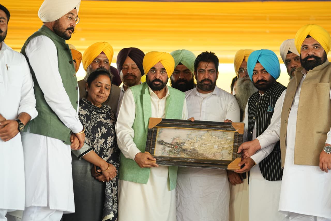 Chief Minister Bhagwant Singh Mann gave a big gift to the farmers