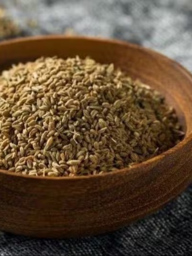 खाली पेट अजवाइन खाने के फायदे