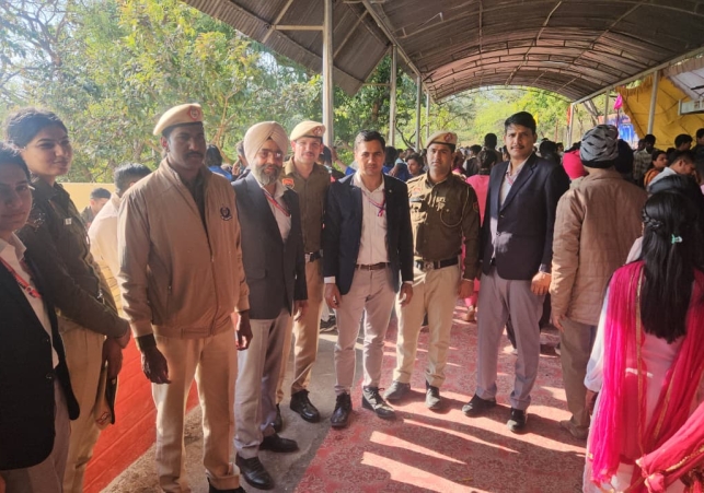 Devotees throng Shiva Temples in the Tricity