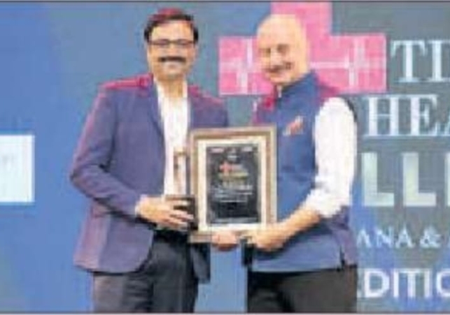 Dr. Narendra Reddy receives Times Health Excellence Award