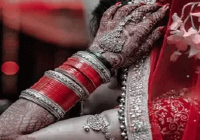 Barabanki: The grooms unique condition before the Jaimala ceremony
