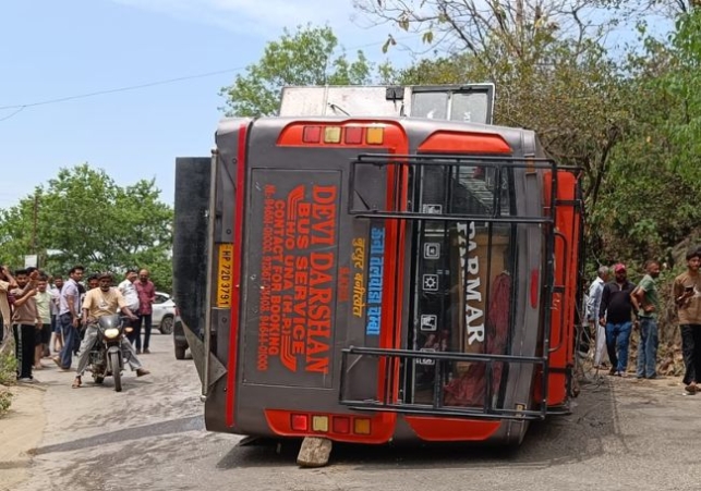 Nurpur bus accident: Driver suffers heart attack