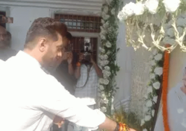 Chirag Paswan on Khagaria tour: Tough stand on bridge accident