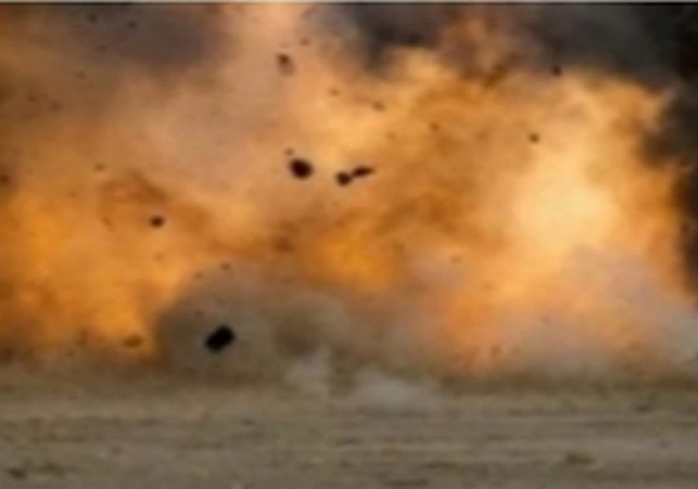 Pakistan Car Bomber Strikes