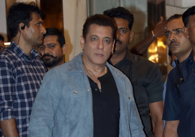 Lapse in Salman Khan's Security