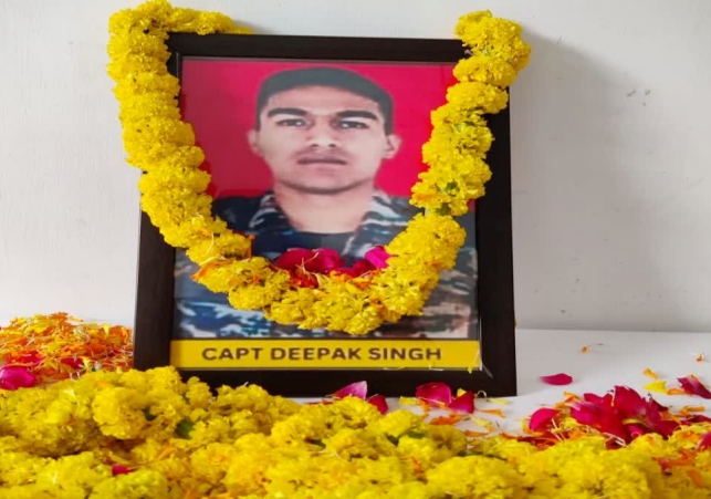 Shaurya Chakra to Captain Deepak Singh