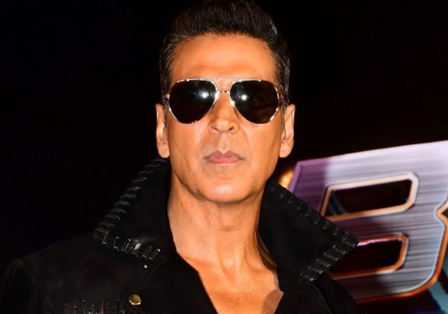 Akshay Kumar insured 650 Stunt Workers
