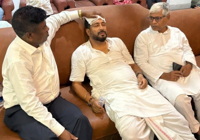 Chaos In West Bengal Assembly