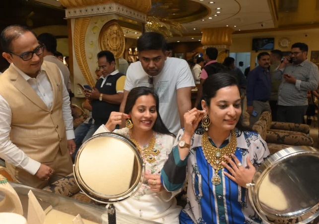 Dhanteras Gold Purchase Record 2025