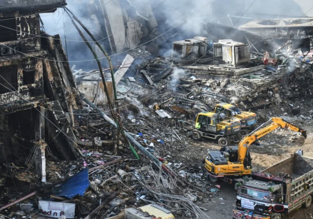 Pakistan Karachi Gul Plaza Mall Fire