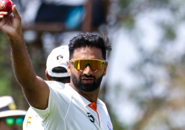 Auqib Nabi Joins India Squad