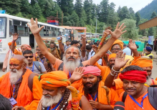 First Batch Over 4800 Pilgrims