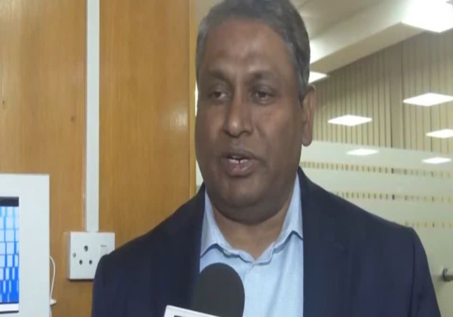 CEO C Vijaykumar Salary