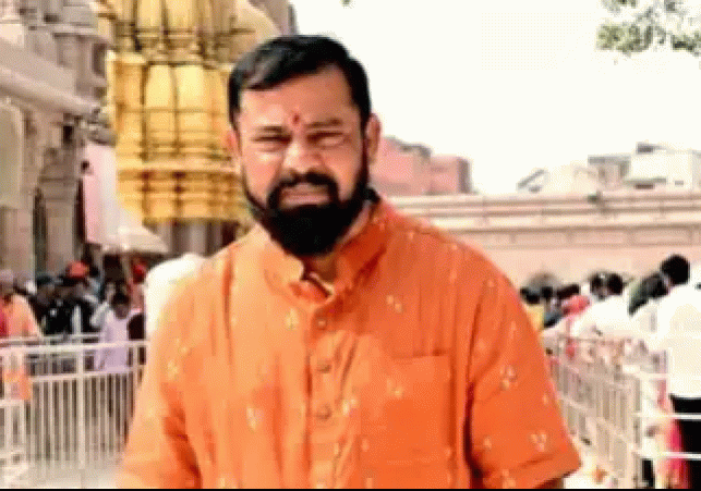 तेलंगाना बीजेपी में इस वक्त हड़कंप मचा हुआ है लेकिन इस हड़कंप की खबर पूरे देश में गूंज रही है।