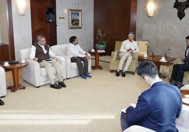 Chief Minister invited the National University of Singapore