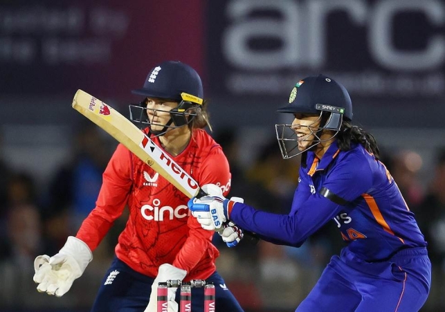 Indian Women VS England Woman 