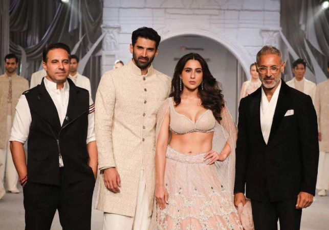 Sara Ali Khan And Aditya Roy Kapur