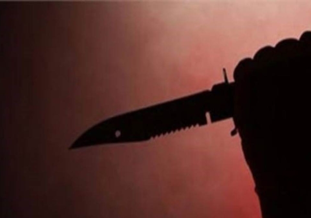 Lover Injured by Stabbing