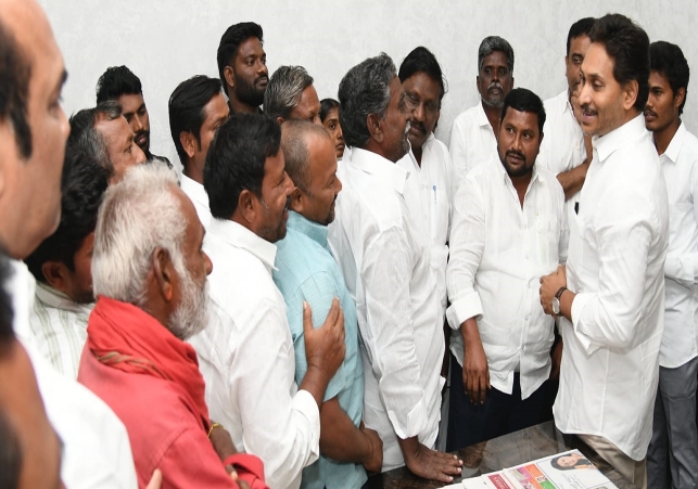 Institutions were weakened in the state coalition government